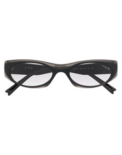 Солнцезащитные очки в узкой овальной оправе Vogue eyewear