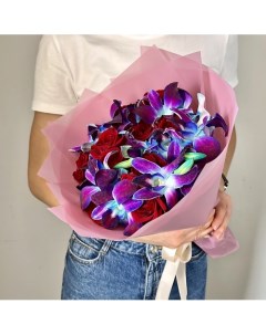 Букет из космических орхидей и бордовых роз Л'этуаль flowers