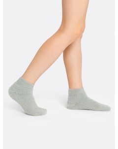 Укороченные женские пушистые носки светло серого цвета Mark formelle