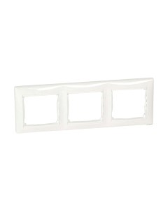 Рамка для выключателей и розеток Legrand Valena 774453