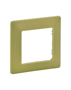 Рамка для выключателей и розеток Legrand Valena Life 754081