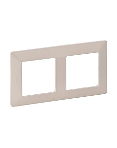 Рамка для выключателей и розеток Legrand Valena Life 754142
