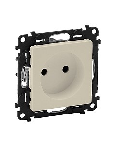 Розетка Legrand Valena Life 753516