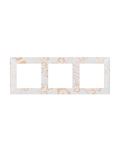 Рамка для выключателей и розеток Legrand Valena Life 754103