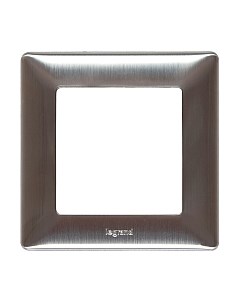Рамка для выключателей и розеток Legrand Valena Life 754151