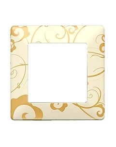 Рамка для выключателей и розеток Legrand Valena Life 754111