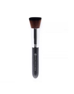 Кисть Кабуки для тональной основы и базы Kristall minerals cosmetics