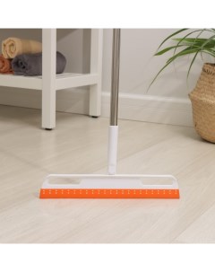 Швабра скребок, 2-х секционный черенок из нержавеющей стали, 35×6×81 см Raccoon