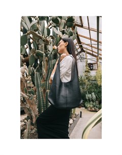 Сумка женская на магните, большой размер, цвет чёрный Textura