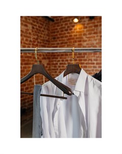 Плечики - вешалка для костюмов Brown Gold, 42.5×4×19 см, перекладина вельвет, широкие плечики, дерево бук Ladо́m