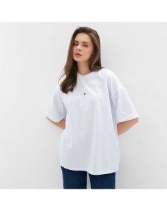 Футболка женская : Exclusive print белая, р-р 48 Minaku