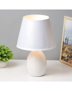 Настольная лампа «Перламутр» 1×40 Вт E27 белый 23×23×34 см Risalux