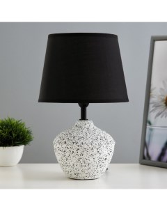 Настольная лампа «Алетта» Е14 40 Вт бело-черный 20×20×36 см Risalux