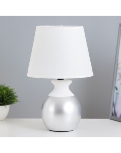 Настольная лампа «Даена» E14 40 Вт бело-серебристый 20×20×31 см Risalux