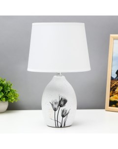 Лампа настольная «Цветы» 1xE14 40 вт белый 20×20×31 см Risalux