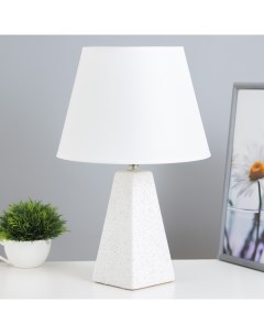 Настольная лампа «Альберта» Е27 40 Вт белый 25×25×36 см Risalux