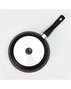 Сковорода «Традиция», d=26 см, стеклянная крышка, съёмная ручка, антипригарное покрытие, алюминий, чёрная Kukmara