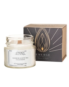Свеча ароматическая Макадамия Миндальное молоко с деревянным фитилем 100 Emerge
