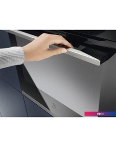Электрический духовой шкаф AssistedCooking SENSE 800 KOEBP39WX Electrolux