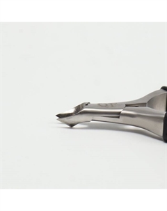 Кусачки педикюрные «Premium», скрытая пружина, 11.5 см, длина лезвия-6 мм, чёрные, серебристые Qf