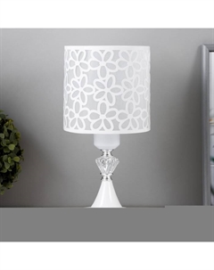 Лампа настольная «Белые цветы» 40W E27 белый 14.5×14.5×31 см Risalux