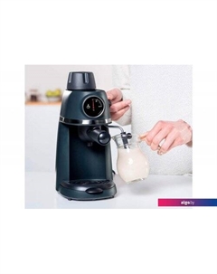 Рожковая бойлерная кофеварка BXCO800E Black & decker