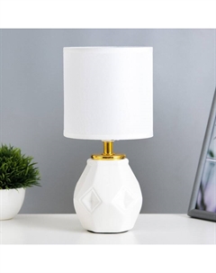 Настольная лампа «Алес» Е14 40 Вт белый 13×13×25 см Risalux