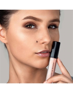 Блеск для губ с эффектом объема Hydra Lip Booster Artdeco