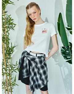 Футболка женская белая с принтом на груди Mark formelle