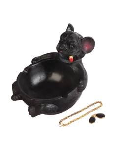 Пепельница для дома «Мопс с сигаретой», для сигарет и стиков, 11.8×10×10.8 см Сима-ленд