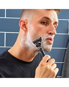 Мужская бритва с 3 сменными кассетами, с 5 лезвиями с углеродным покрытием, с триммером и технологией FlexBall Fusion ProGlide Gillette