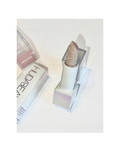 Бальзам для губ Diamond Negligee Huda beauty