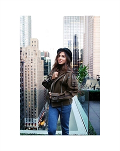 Помада для губ Color Sensational Оттенок Певицы Нюши Maybelline new york