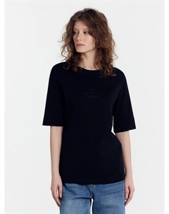 Футболка женская в черном цвете с печатью Mark formelle