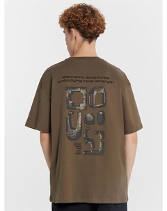 Футболка мужская коричневая с принтом на спинке Mark formelle