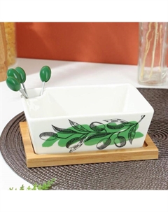 Блюдо из керамики на деревянной подставке «Оливки», 15.5 х 11.3 см, цвет белый Дорого внимание