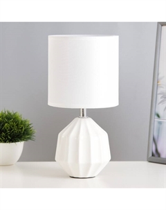 Настольная лампа "Алейда" Е14 40Вт белый 14х14х28 см Risalux