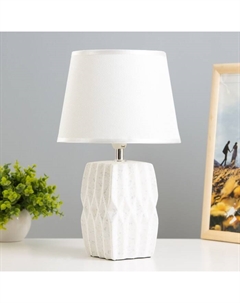 Настольная лампа «Алейда» Е14 40 Вт белый 20×20×33 см Risalux