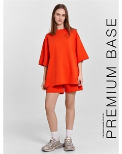 Комплект женский красный: футболка и шорты Mark formelle