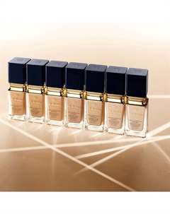 Тональный флюид для естественного сияния кожи Radiant Fluid Foundation Natural Cle de peau beaute