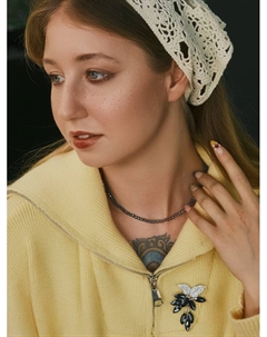 Брошь «Капель» гроздь, бело-синяя в серебре Qf