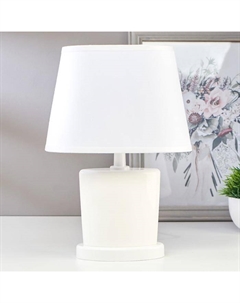 Лампа настольная 03000 1хЕ14 15 Вт белый 20×28.5×11 см Risalux