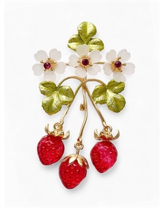 Брошь «Земляника с цветочками», цветная в золоте Qf