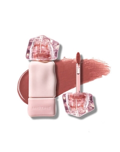 Блеск для губ Thai Latte Mistine