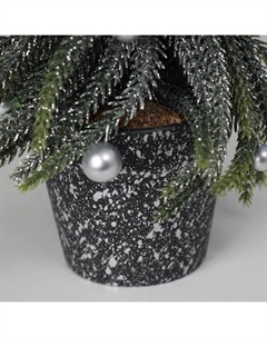 Искусственная ёлка литая настольная «. С шариками и блёстками, в горшочке», 23×7.5 см, ветки отгибаются Зимнее волшебство