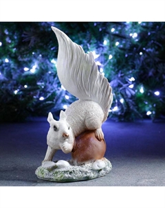 Фигурка полистоун «Белка на большом орехе», 30×17×12 см Хорошие сувениры