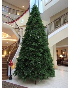 Искусственная ёлка «Праздничная», каркасная, 500 см, 4800 ПВХ веток отгибаются, d нижнего радиуса 270 см Зимнее волшебство