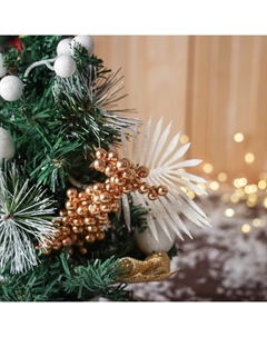 Искусственная ёлка настольная «. Ветка ажурная», 30 см, ветки ПВХ отгибаются Зимнее волшебство