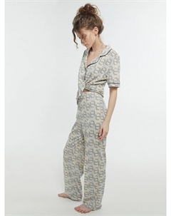 Комплект женский (жакет, брюки) бежевый с цепями Mark formelle