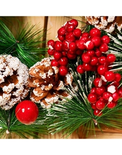 Венок новогодний d=25 см «. Снежные шишки и ягодки» Зимнее волшебство